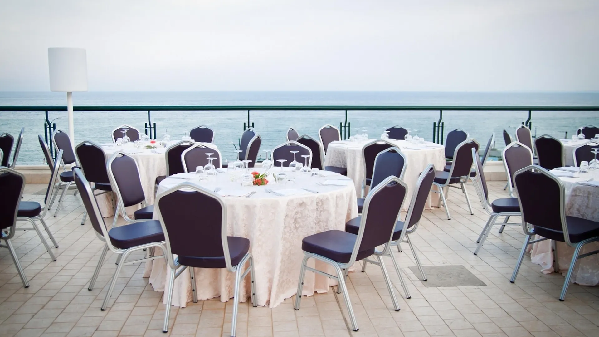 Plaza Hotel Katania 4*,